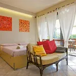 Residenz La Selva Studio-apartments Ghiffa