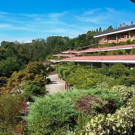 Residenz La Selva Studio-apartments דירה *
